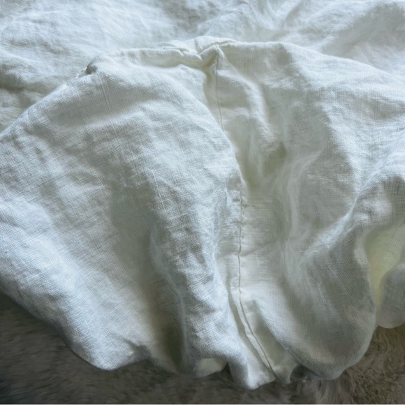 RESTORATION HARDWARE WASHED ORGANIC LINEN ROUND CRIB FITTED SHEET - Picture 3 of 6